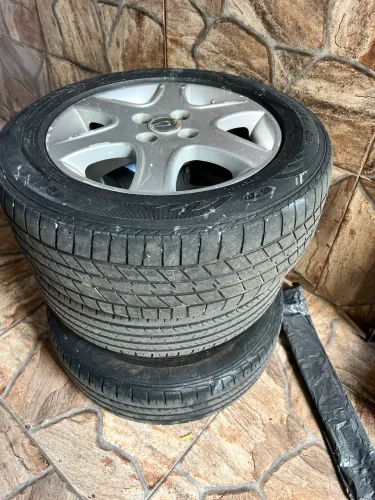 Rodas aro 15 do Astra pneu 195