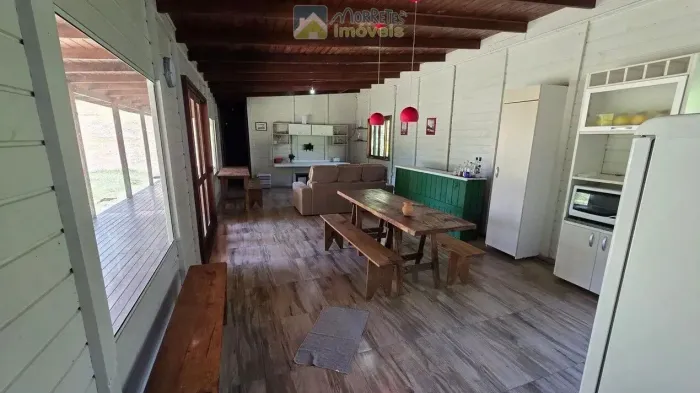 Linda Chácara dentro do Condomínio p/ locação mensal, localizada no Anhaia Morretes/PR, a