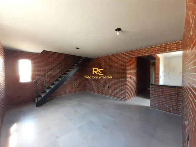 Casa andar superior à venda  214 m² | 1º andar - CASTELO BRANCO III
