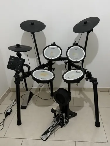 Bateria Eletrônica Roland TD-07 Completa