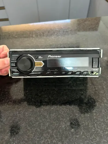 Rádio Pioneer MVH-88UB Original - USB/Aux - Excelente Estado