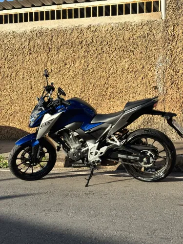 Vende-se Twister 300