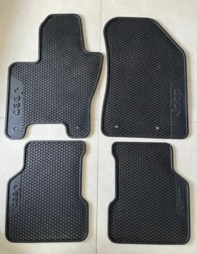 Jogo de tapetes de borracha original Jeep Compass