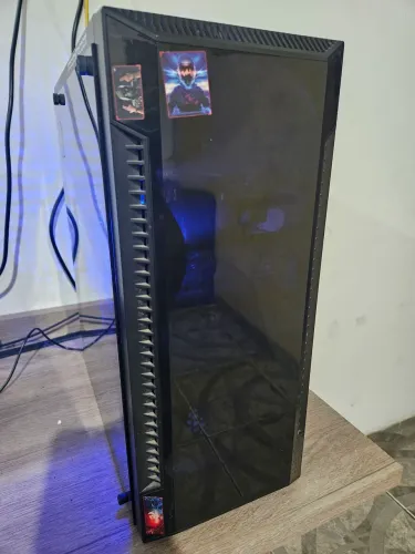 Pc Xeon 2670v3 8 ram gt 610 2 gigas.