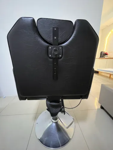 Cadeira hidráulica e reclinável