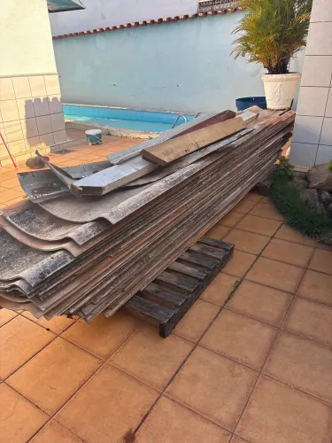 Doação de telhas usadas