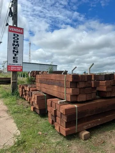 Dormentes 17x24x280 de ferrovia 