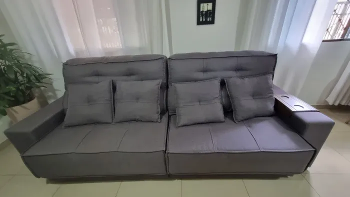 Sofá retrátil e reclinávei