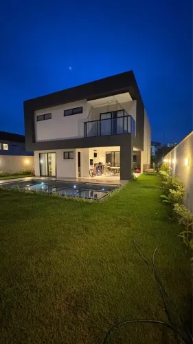 Casa a venda no Jardins Amsterdã