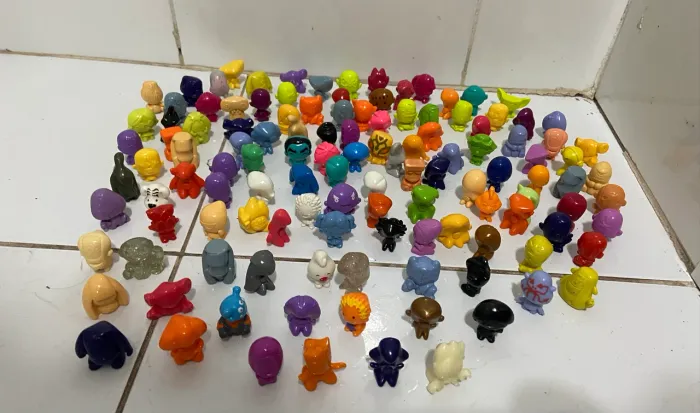 Vendo 123 Gogos Crazy Bones