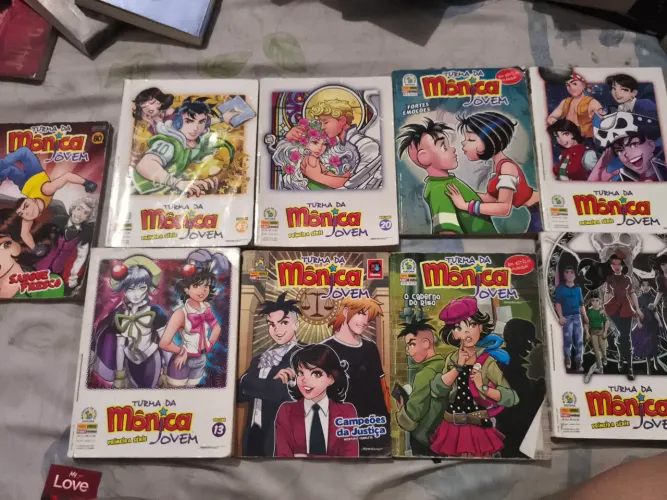 Gibs toma da Monica jovem