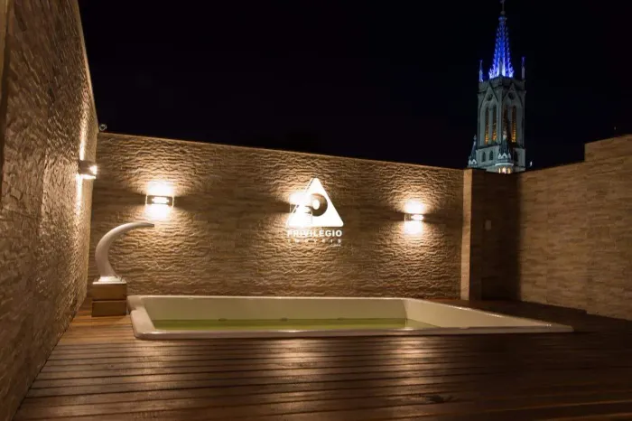 HOSTEL, 450m², Centro