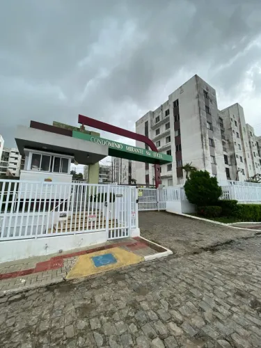 Apartamento à venda no Condomínio Mirante Santa Lucia , bairro Jabotiana