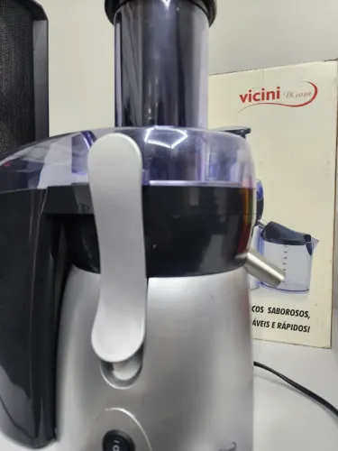 Centrífuga de Frutas Vicini com Caixa em Perfeito Estado