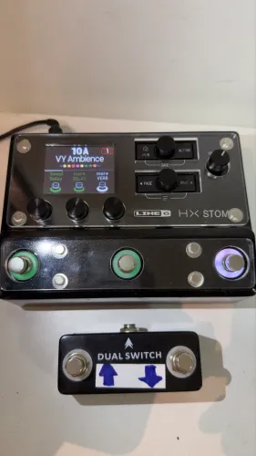 HX Stomp com foots adicionais e proteção acrílica 