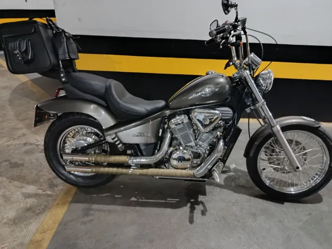 Vendo shadow 600 zerada 