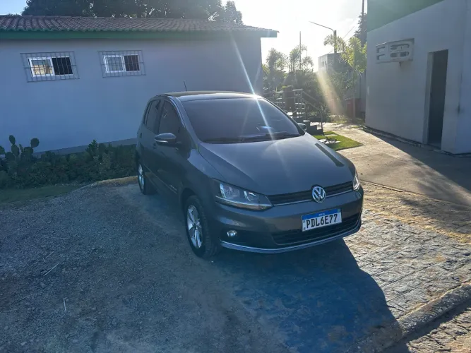Volkswagen Fox Comfortline 1.6 Flex 8V 5P 2018