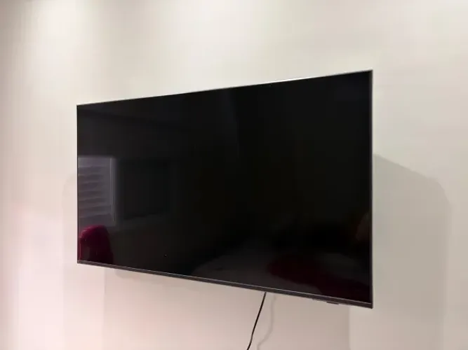 Televisão Samsung 43? QLED Ultra 4k