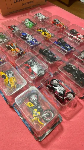 Coleção de mini motos