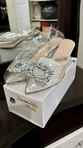 Sapatilha de Cristal - Elegância de Princesa