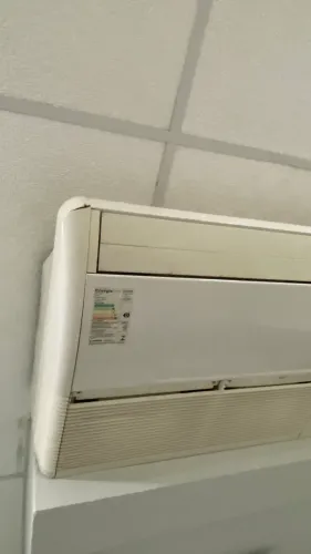 Ar-Condicionado Midea 58.000 BTUs - Completo e Funcionando Perfeitamente