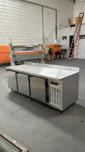 Balcão Frio 1950mm 3 Portas Inox Conservação Profissional