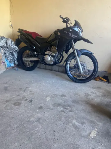 Xre pra vender 