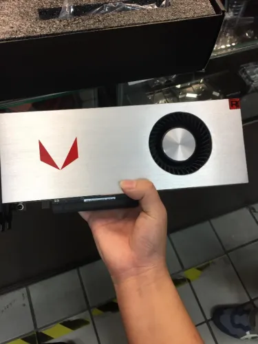 Placa de Vídeo Vega 64 Limited Edition