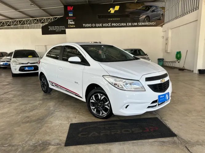 Chevrolet Onix Hatch LT 1.0 8V Flex Power Mec. 4P 2015