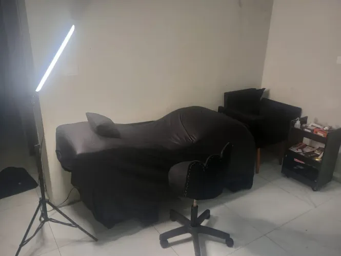 Vende- se maca de cilios cadeira e carinho auxiliar