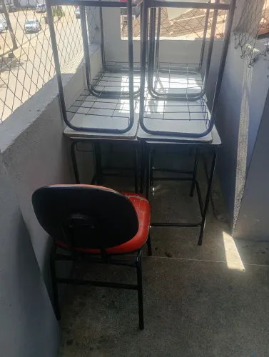 Mesas e cadeiras estudantil 