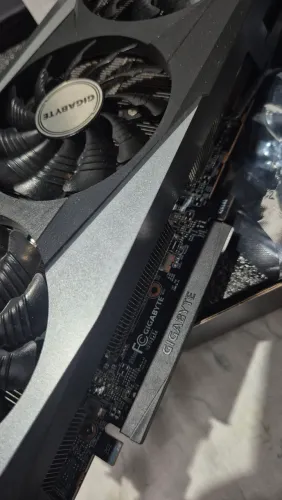 Placa de video RX 7600 8GB Gigabyte