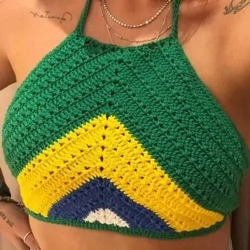 Cropped de crochê para a copa 
