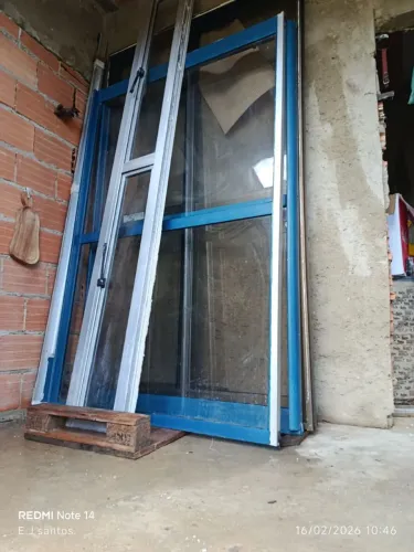 Porta de correr alumínio vidro