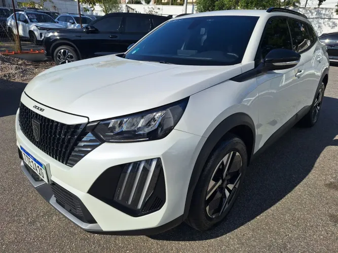 Peugeot 2008 Active 1.0 Turbo Flex 5P Aut. 2025