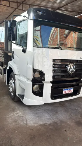 CAMINHÃO VOLKS 24-280 ano 2020