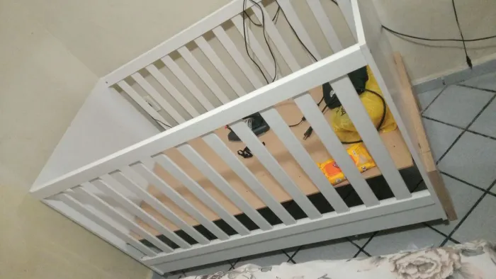 Berço semi novo