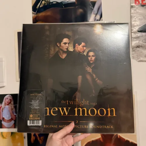 Saga Twilight New Moon Vinil Gold