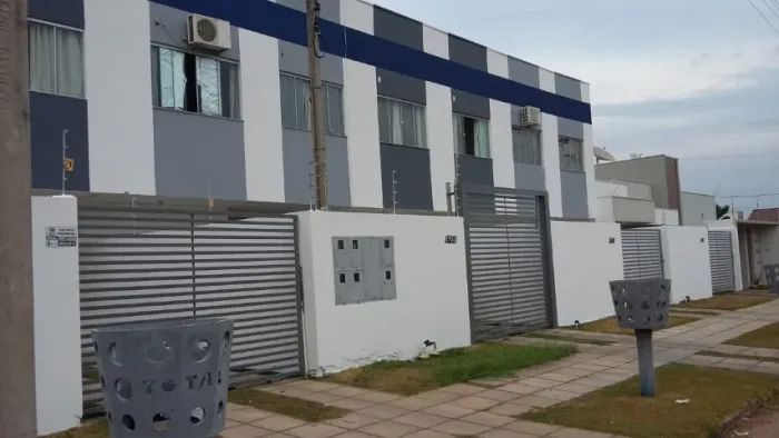 Sobrado com 3 quartos no Florença [Sinop]