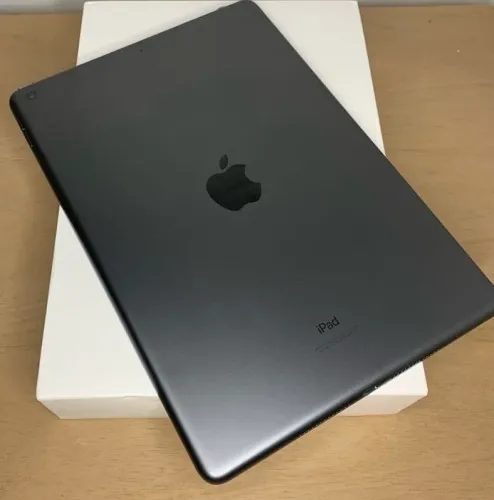 Apple iPad Wifi 9th Geração Cinza Espacial - Praticamente novo