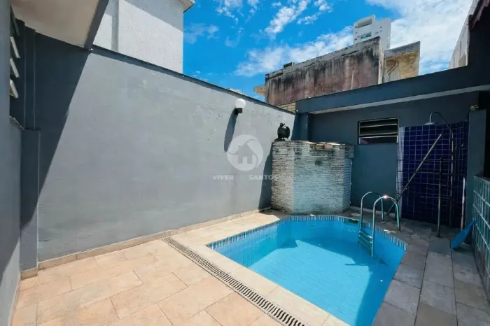 Casa com piscina e churrasqueira com 3 quartos na Ponta da Praia