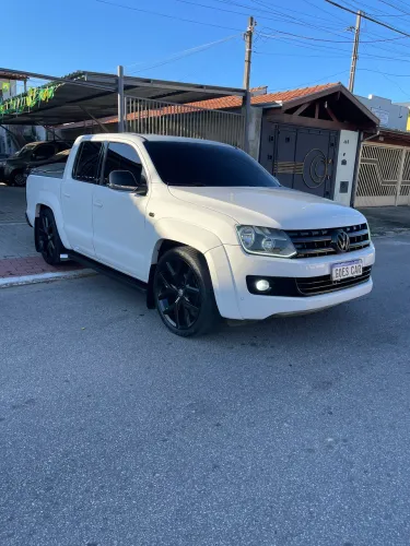 Volkswagen Amarok High.cd 2.0 16V TDI 4X4 Dies. AUT 2013