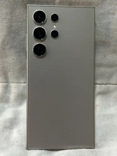 Samsung Galaxy s24 Ultra 5g 12/512gb