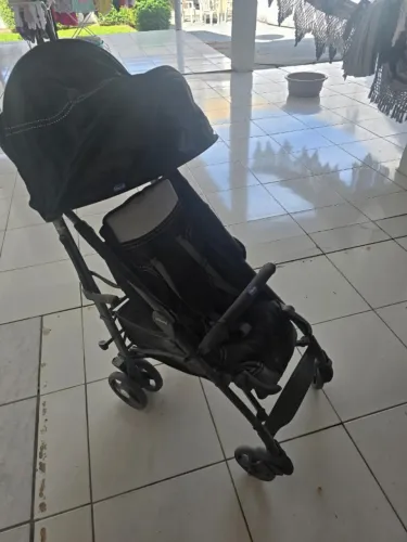 Carrinho Bebê Chicco lLite Way 4 - Semi Novo