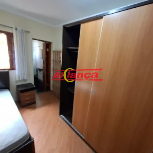 Sobrado para alugar com 3 quartos, suíte, 2 vagas, Vila Galvão - Guarulhos