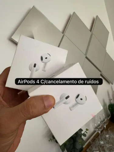 AirPods 4 Com cancelamento de ruídos