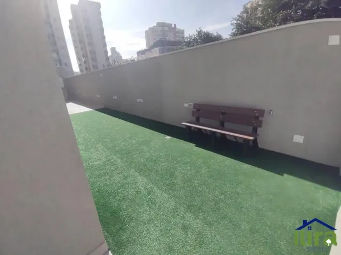 Apartamento Para Venda de 38m² Com 1 Dormitorio Com Armario e 1 Vaga de Garagem No Condomi