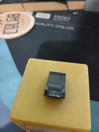 Pen Drive Sandisk Ultrafit 128GB - Original - Funcionando perfeitamente