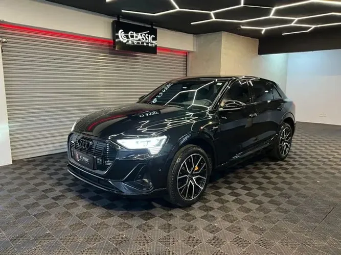 Audi E-Tron Performa. Black Aut. (elétrico) 2022