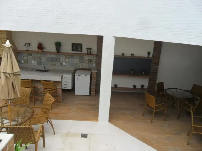 Apartamento com 3 dormitórios à venda, 132 m² por R$ 780.000 - Centro - Campos dos Goytaca